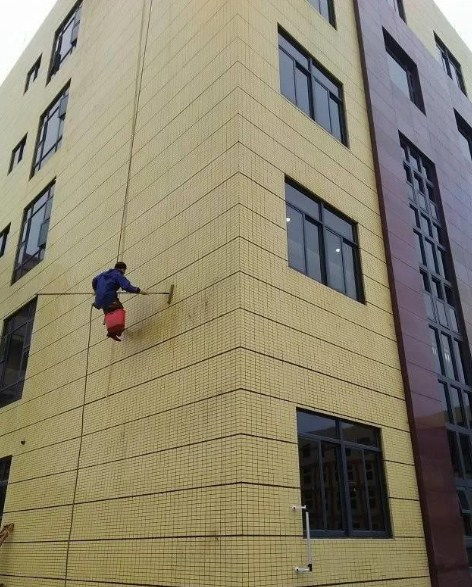 西工区外墙清洗服务哪家强？专业清洁建筑物的全方位指南